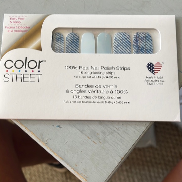 Colorstreet nails “Blue Jean Baby” - Picture 1 of 2